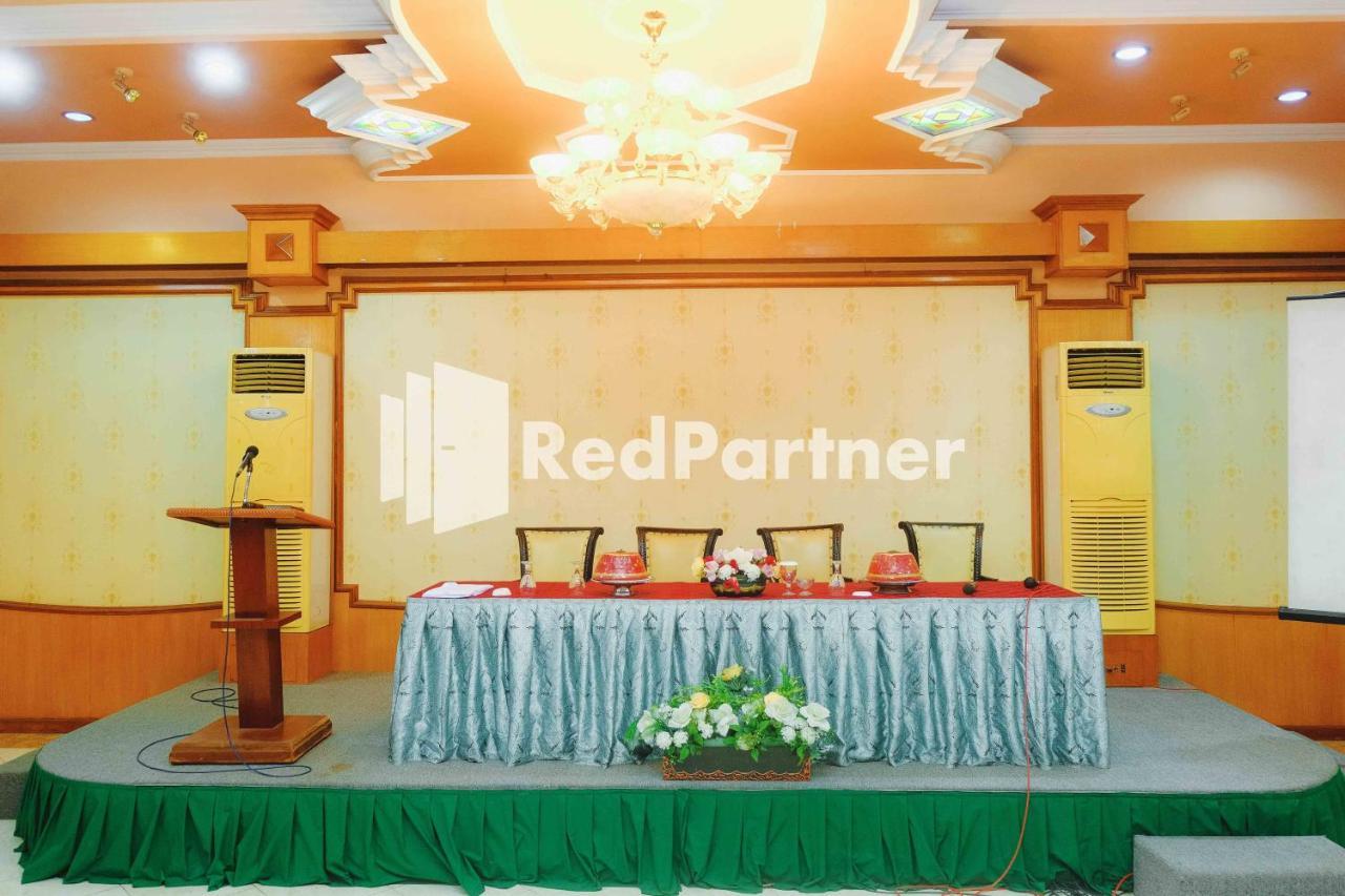 Hotel Yasmin Makassar Mitra Reddoorz Ngoại thất bức ảnh