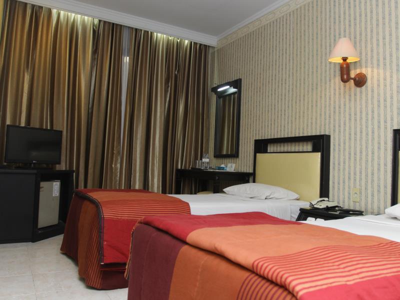 Hotel Yasmin Makassar Mitra Reddoorz Ngoại thất bức ảnh