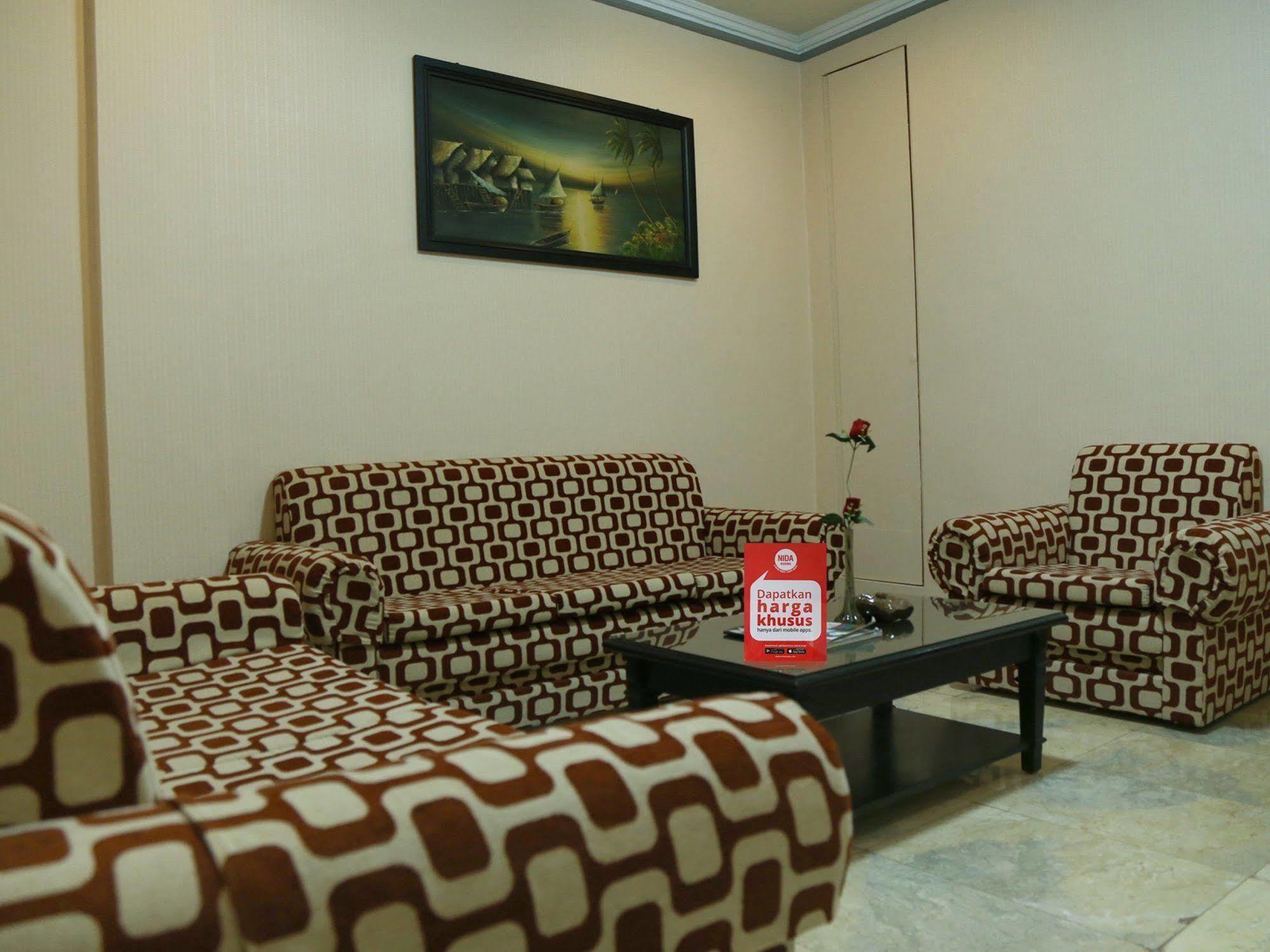 Hotel Yasmin Makassar Mitra Reddoorz Ngoại thất bức ảnh