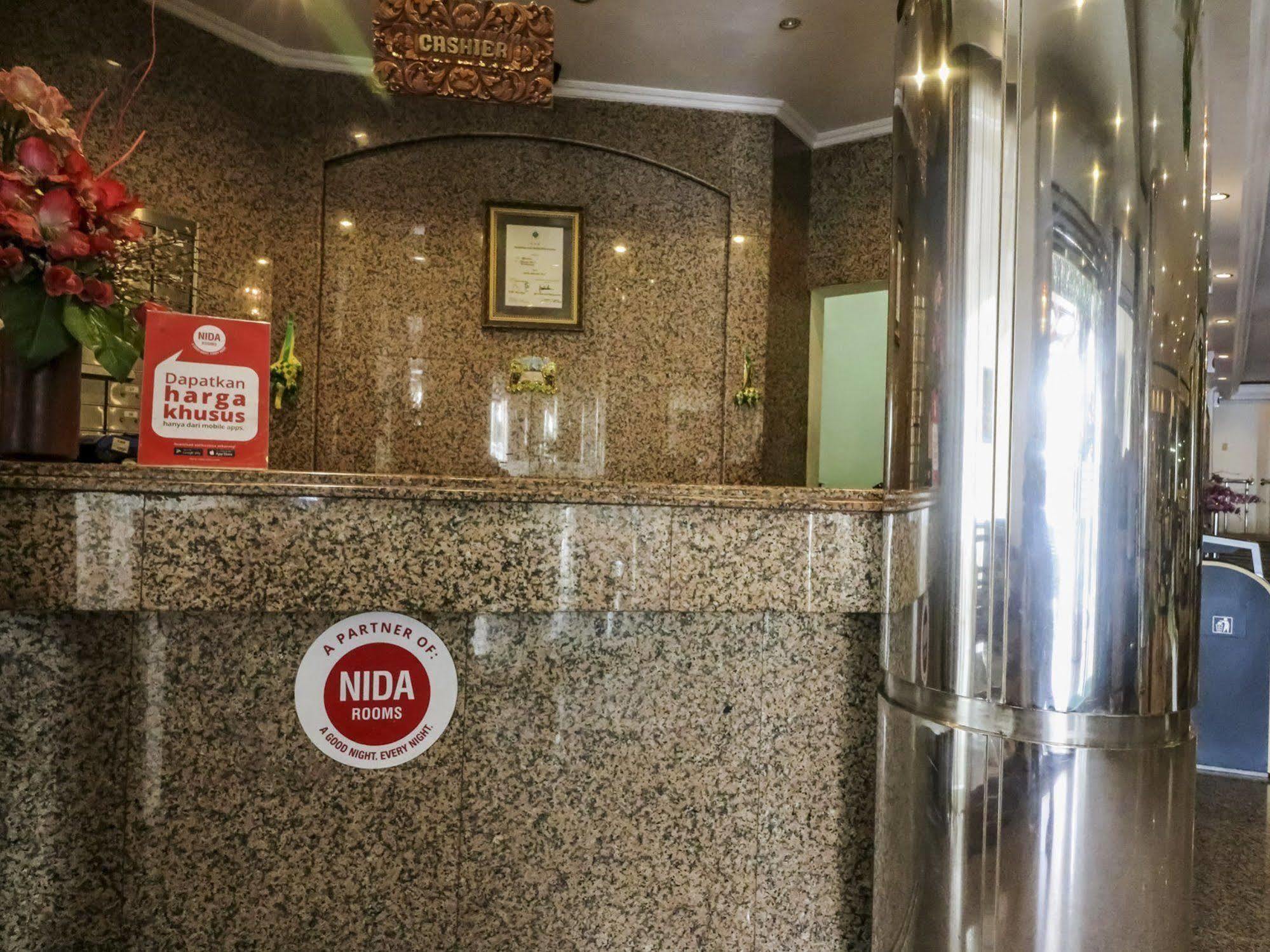 Hotel Yasmin Makassar Mitra Reddoorz Ngoại thất bức ảnh