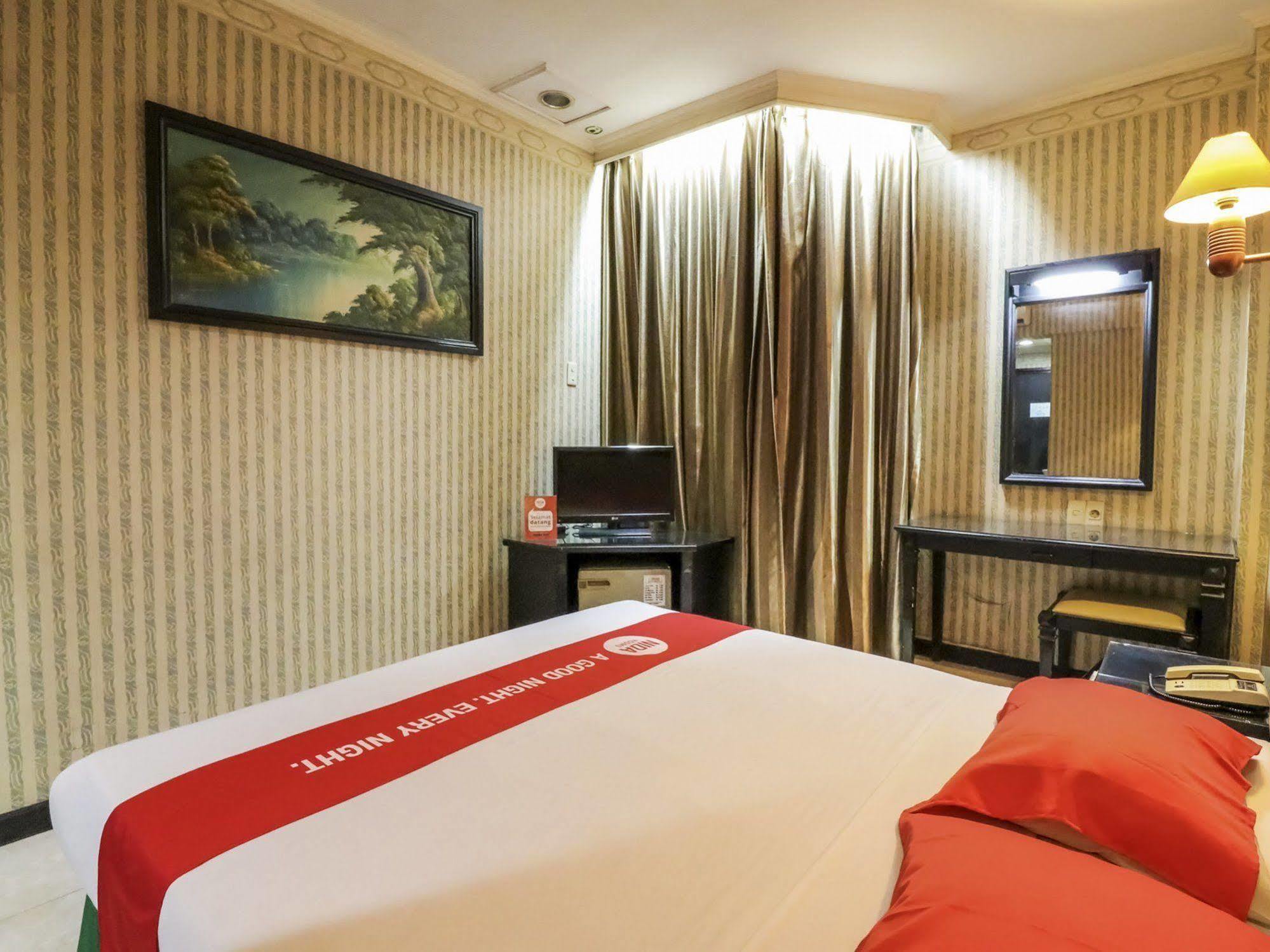 Hotel Yasmin Makassar Mitra Reddoorz Ngoại thất bức ảnh