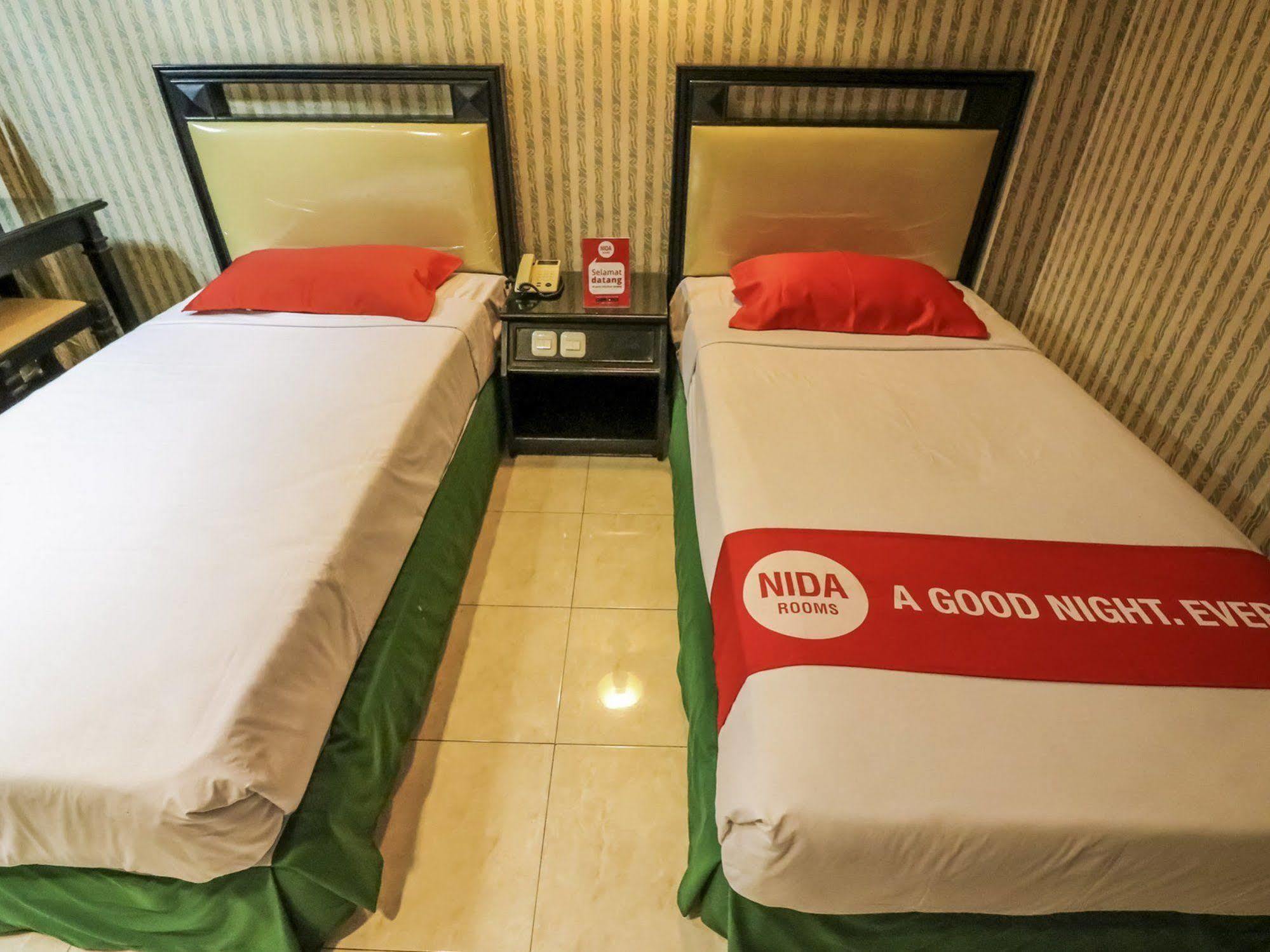 Hotel Yasmin Makassar Mitra Reddoorz Ngoại thất bức ảnh