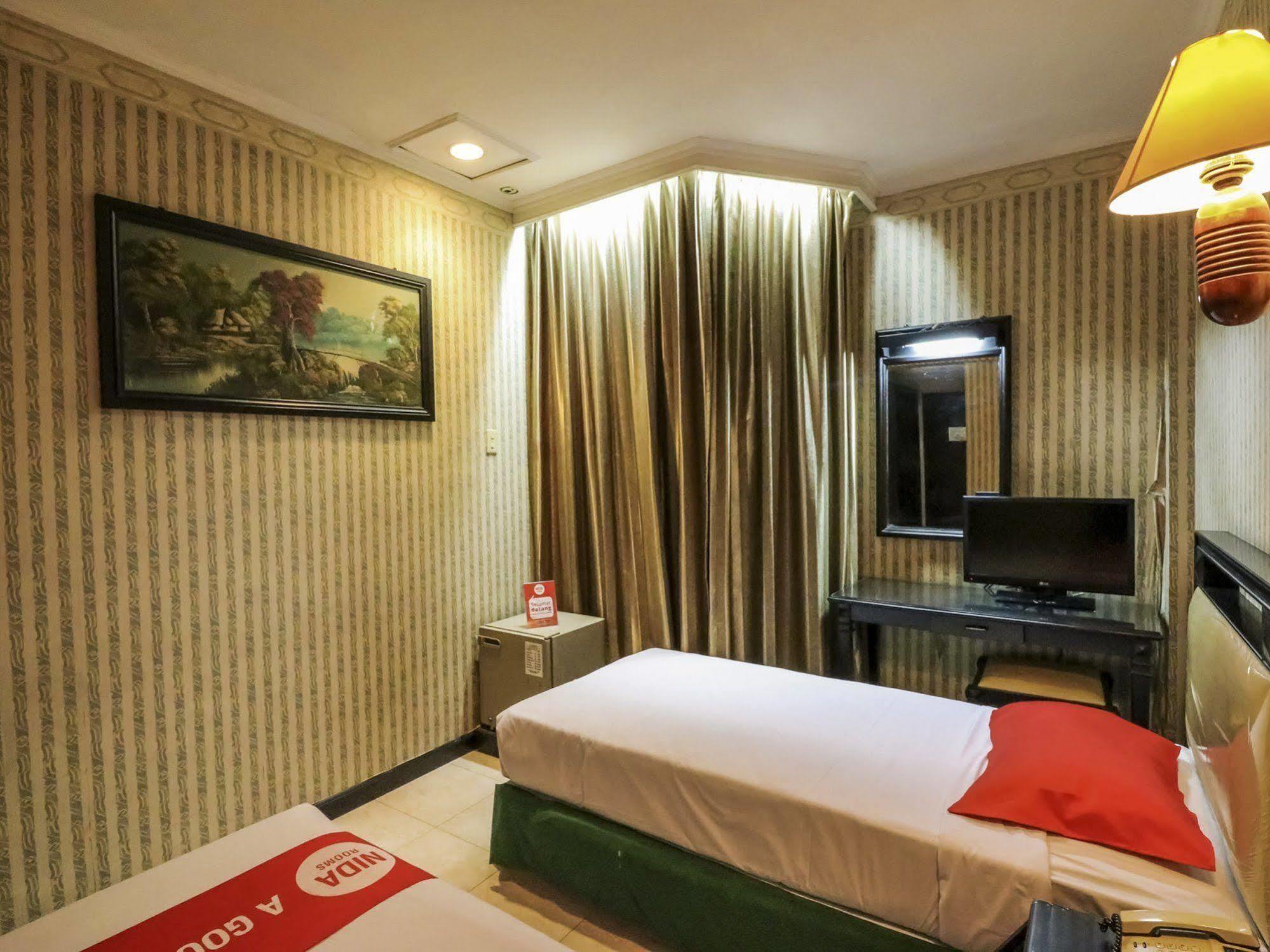 Hotel Yasmin Makassar Mitra Reddoorz Ngoại thất bức ảnh